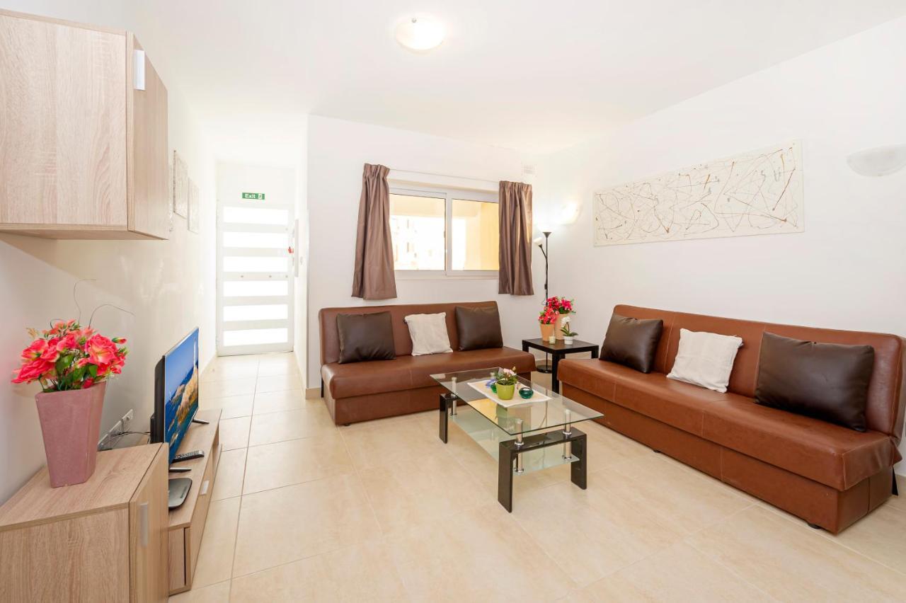 Summer Breeze 3 Bedroom Family Maisonette With Sunny Terrace In Mellieha - By Getawaysmalta Eksteriør bilde